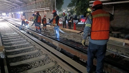 Elementos de vía metálica